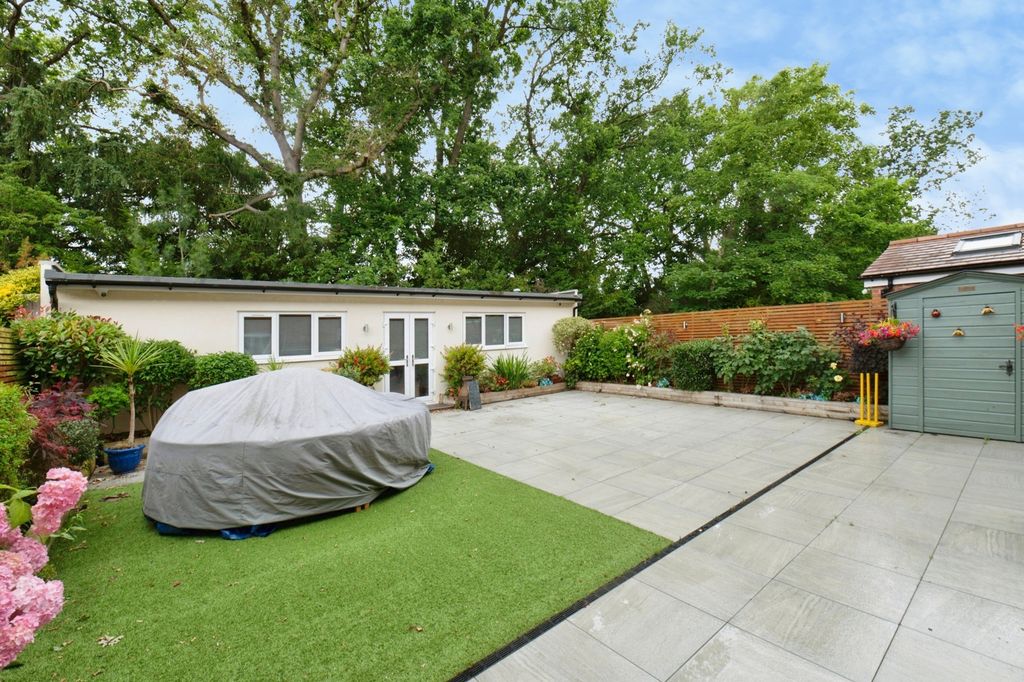 Property photo 3 of 16 Pbox-Img.Jpg