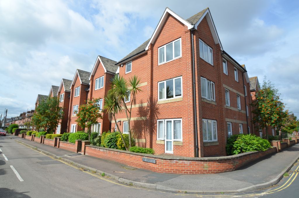 Property photo 1 of 8