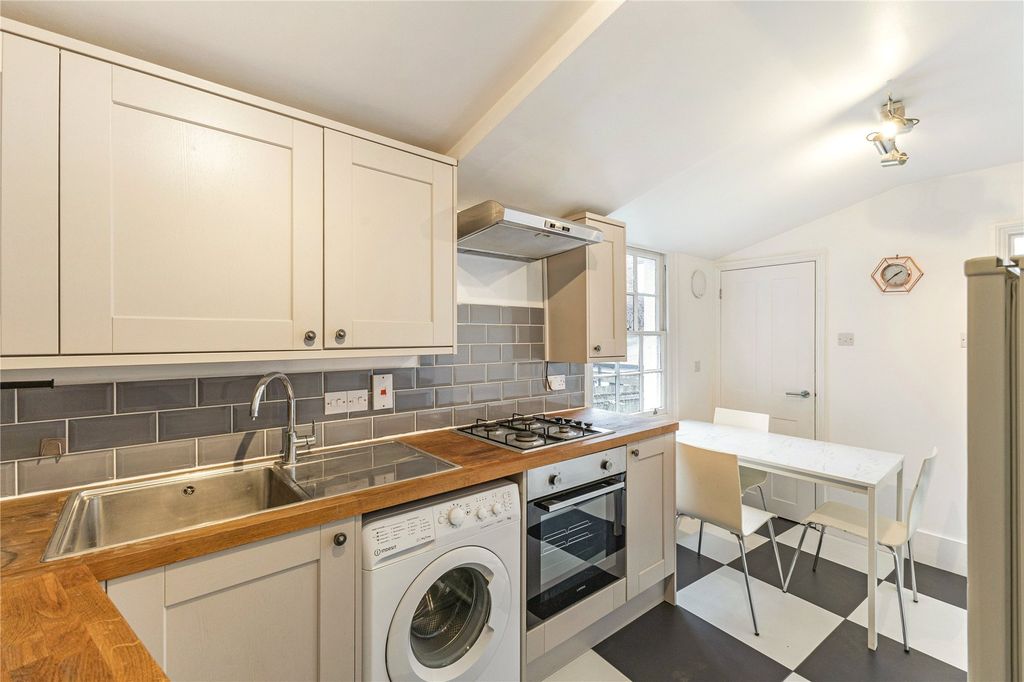 Property photo 2 of 10 Picture No. 08