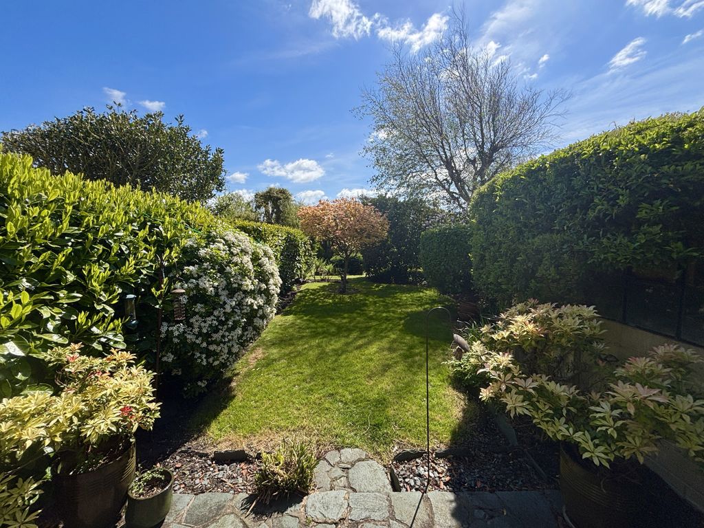 Property photo 2 of 29