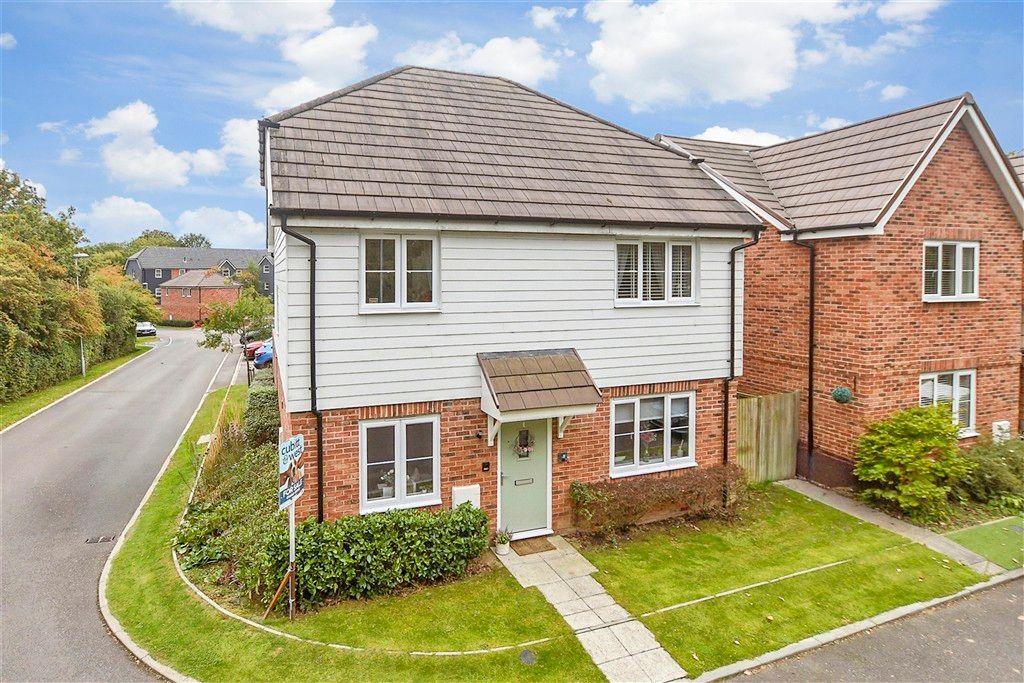 Property photo 3 of 20 External (Web)