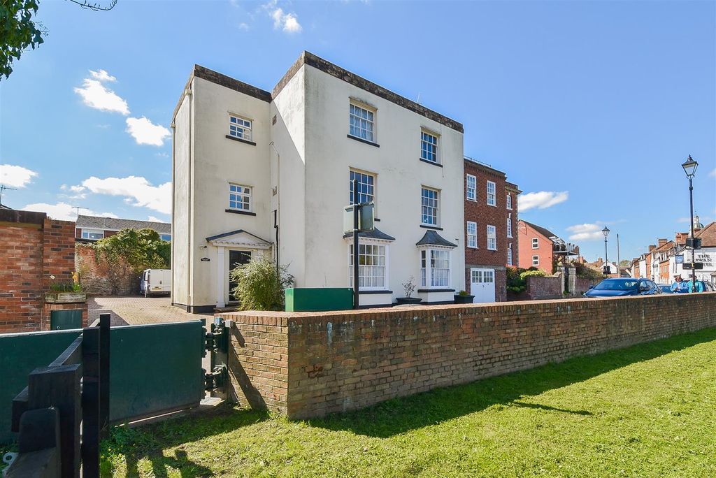 Additional image 14 of 2 bed flat for saleWaterside, Upton Upon Severn, Worcester WR8