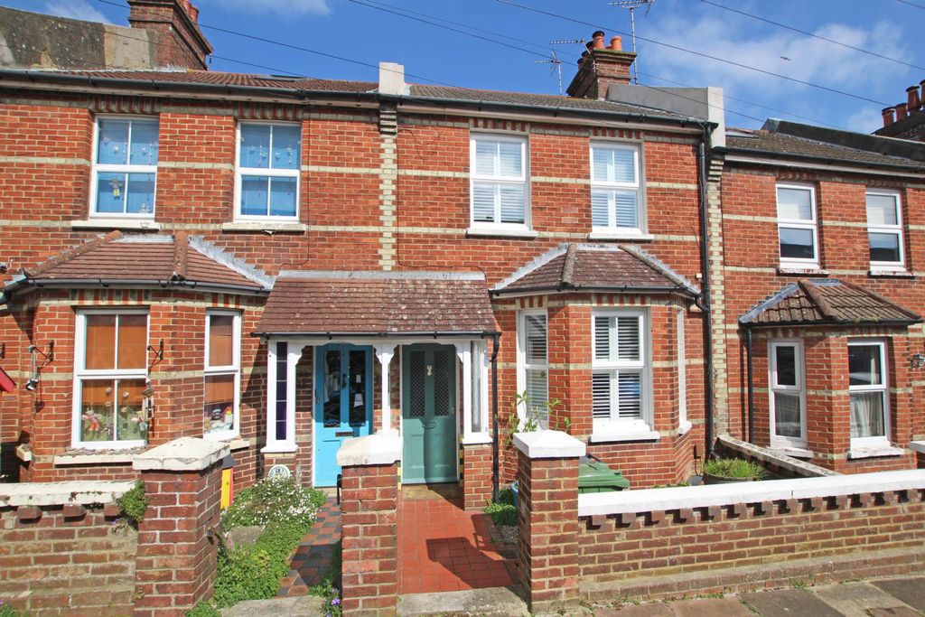 Property photo 1 of 25