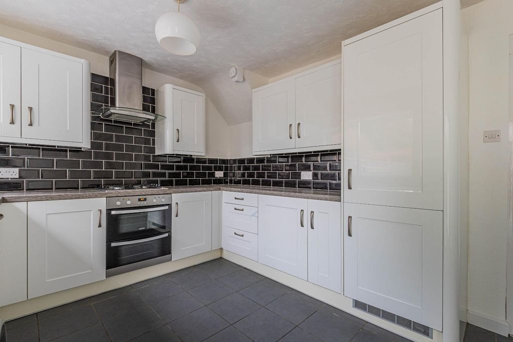 Property photo 1 of 16 Kitchen