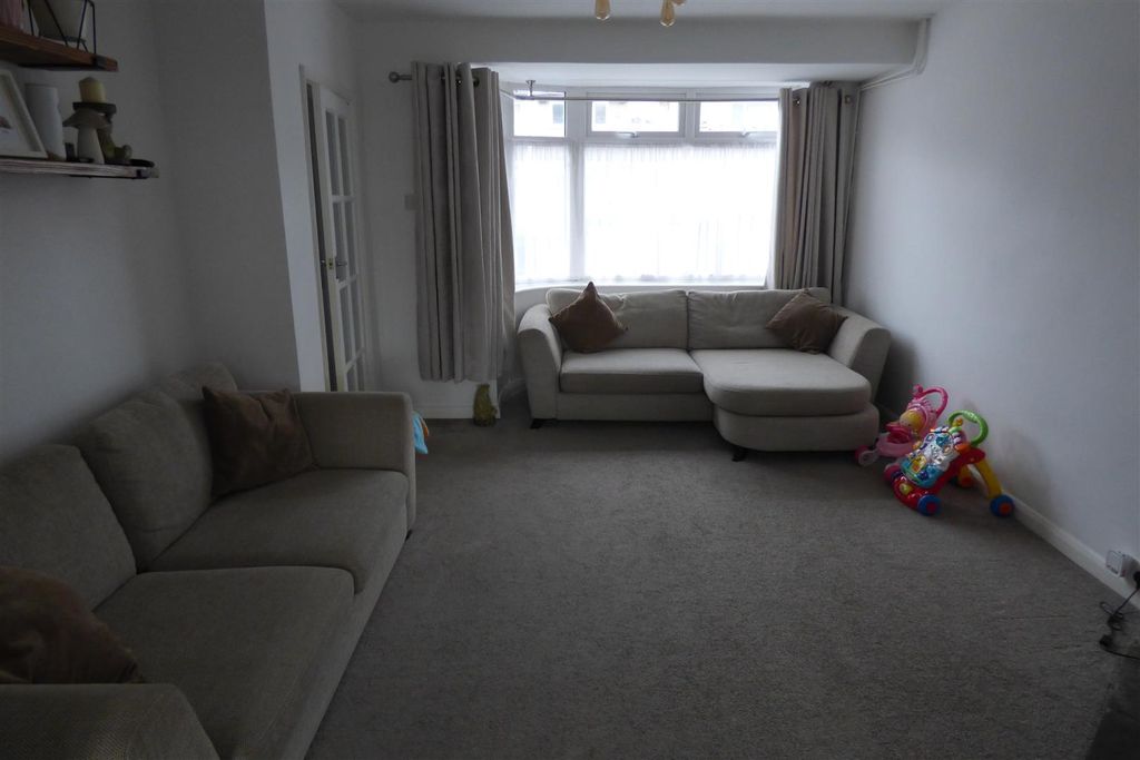 Property photo 2 of 13 P1410127.Jpg