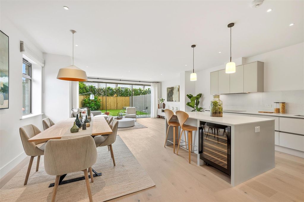 Property photo 3 of 19 Swift Place-5.Jpg