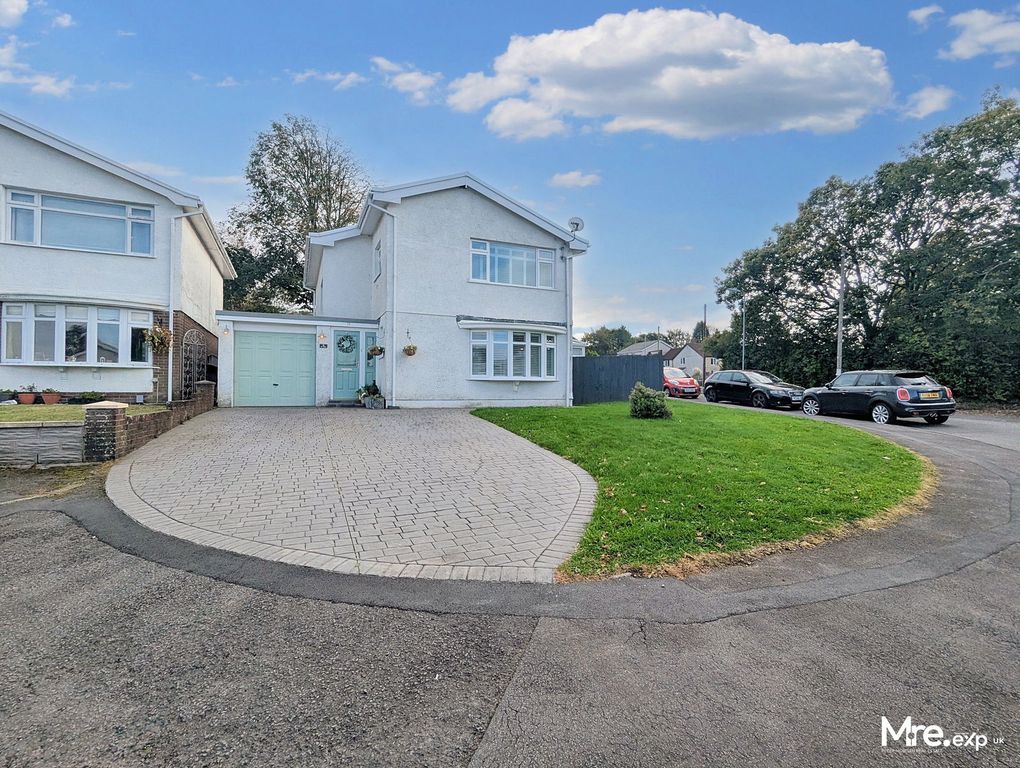 Property photo 1 of 30