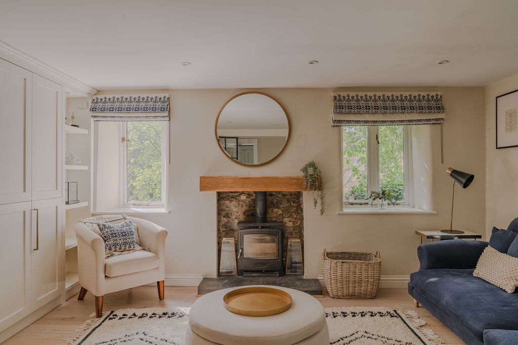 Property photo 2 of 30 295557 - _A747956-Hdr.Jpg