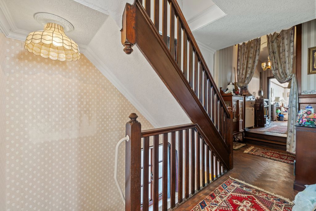 Additional image 107 of 10 bed detached house for saleHigher Lane, Swansea SA3