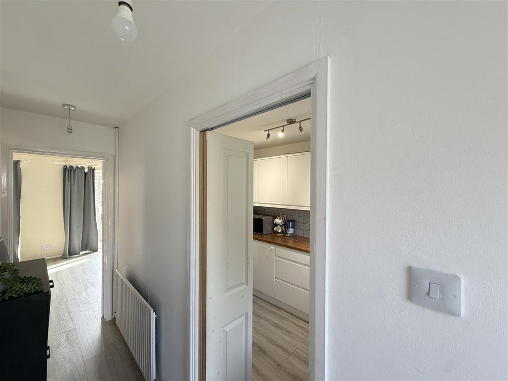 Property photo 3 of 16 Img_9762.Jpg