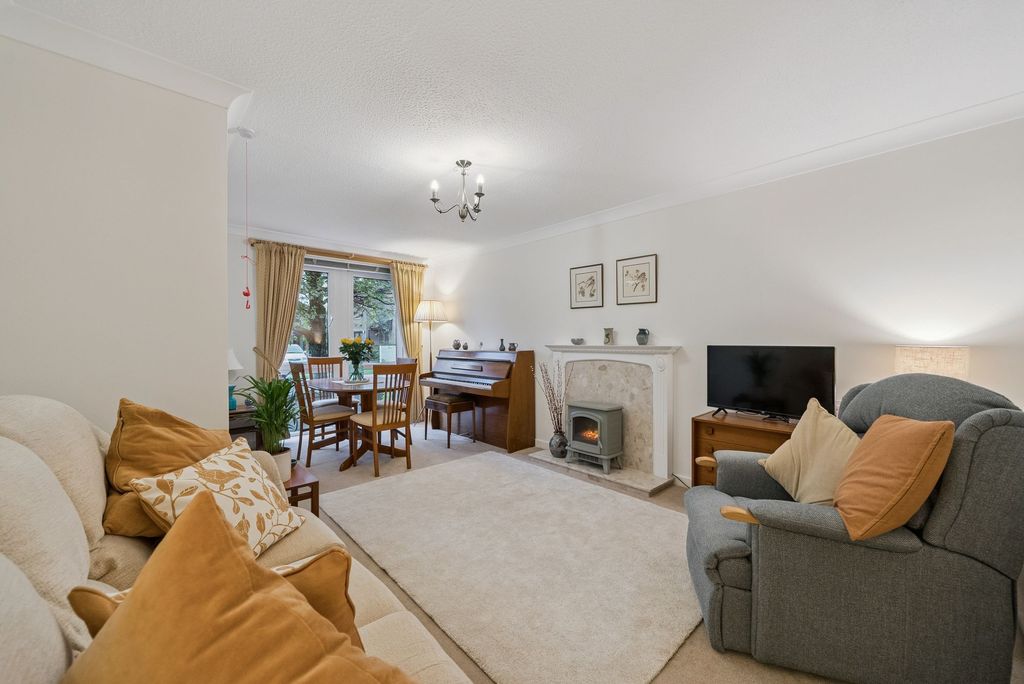 Property photo 3 of 19
