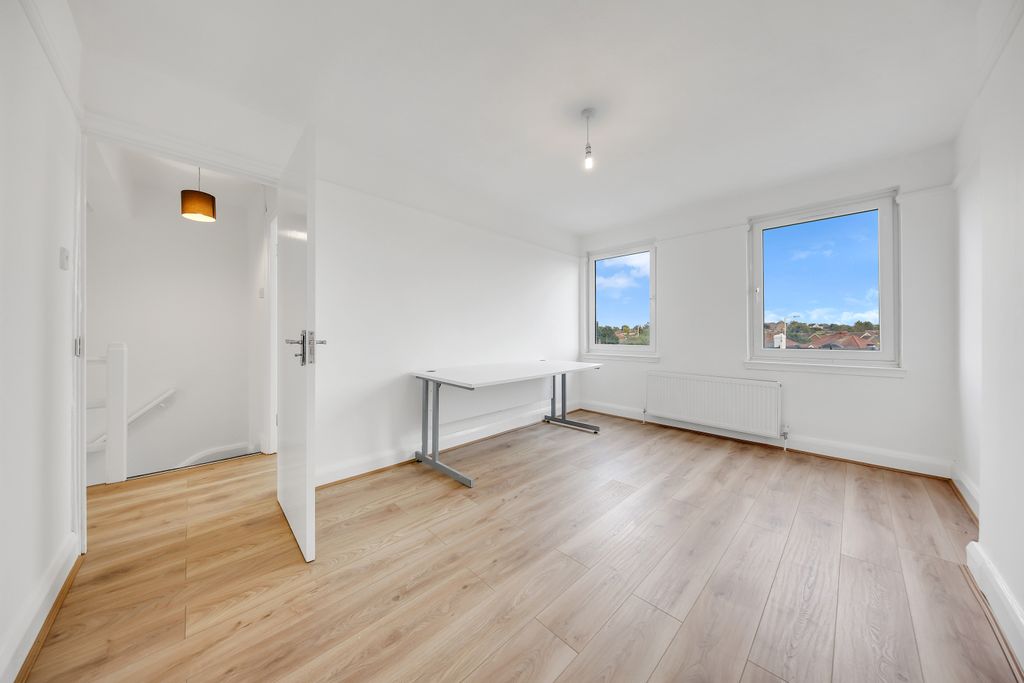 Property photo 1 of 1