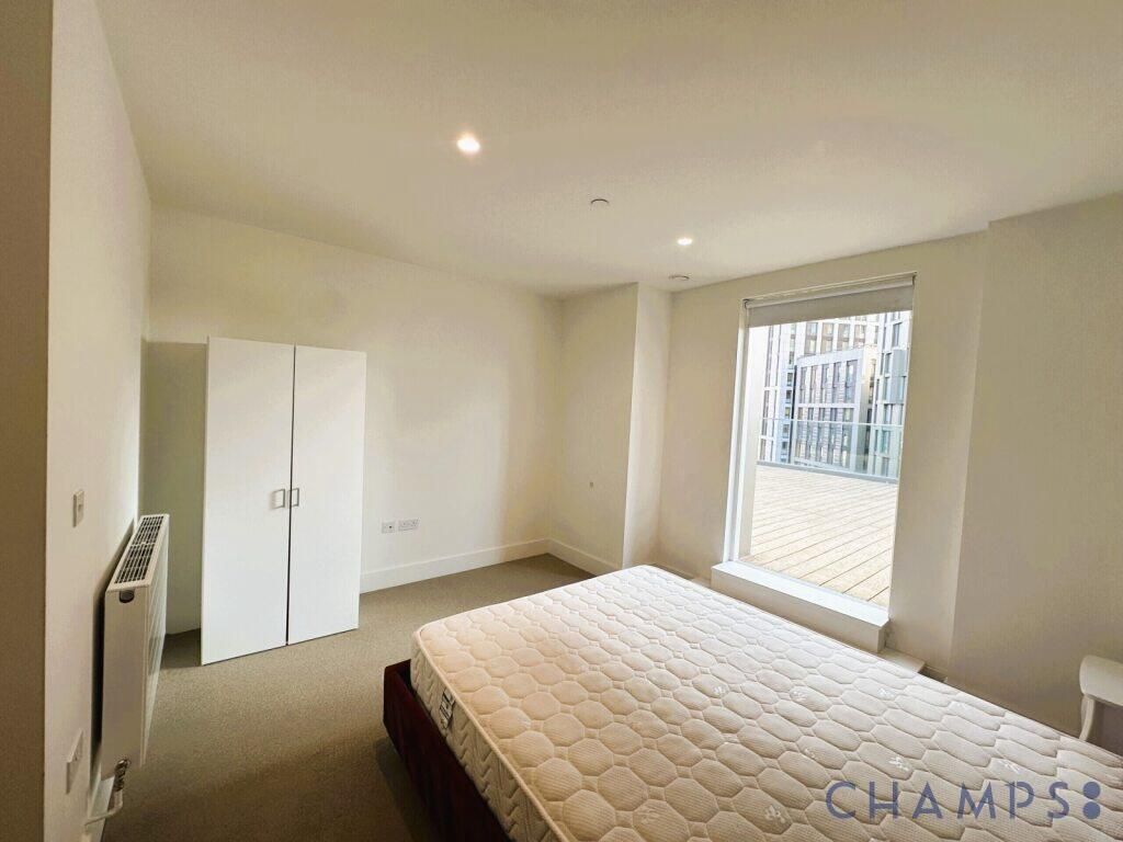 Property photo 3 of 12 Gallery