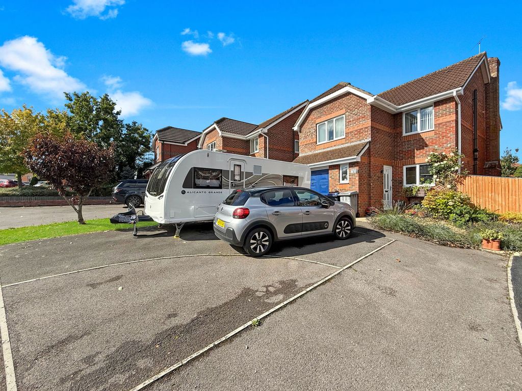 Property photo 1 of 22