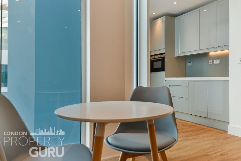 Property photo 2 of 11 Propertyimages