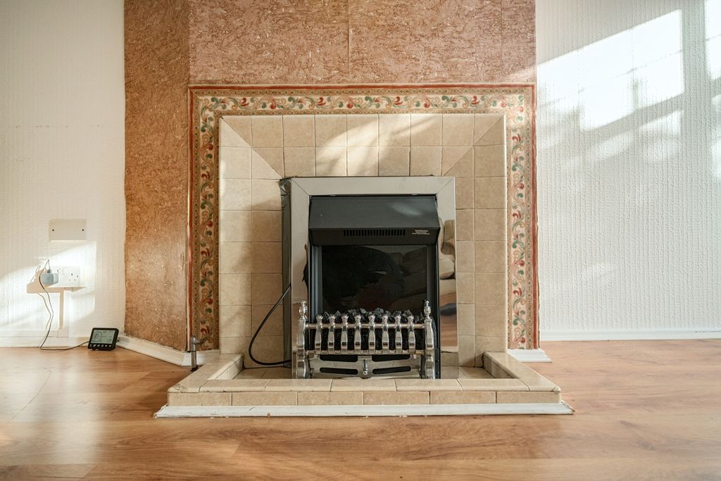 Property photo 3 of 17