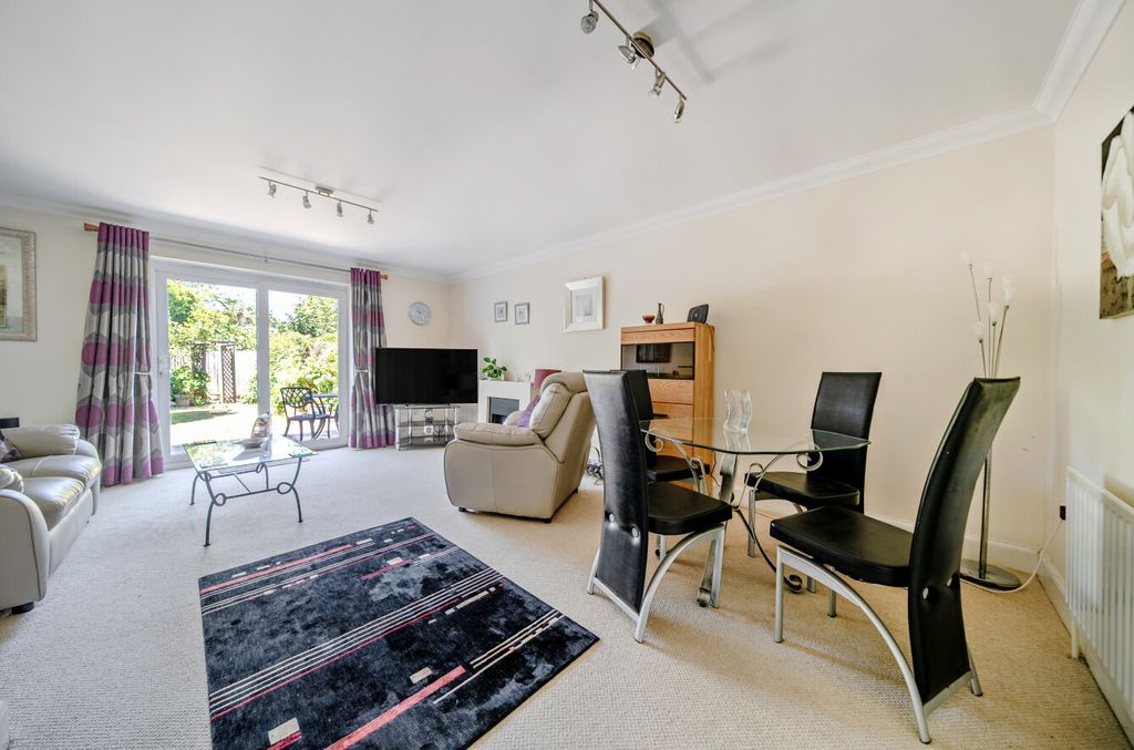 Property photo 3 of 14 1487702-16-6A4Fd5...