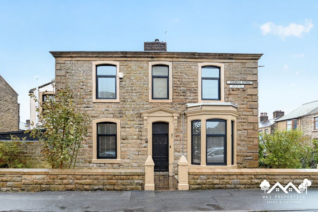 Property photo 1 of 57