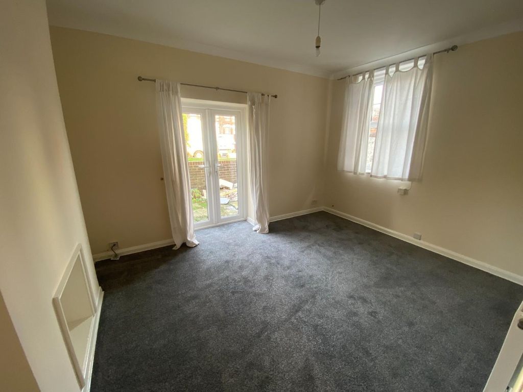 Property photo 2 of 14 Img_1536.Jpg