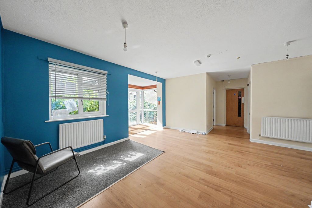 Property photo 3 of 35 River House, 70 Junction Road, Andover Sp10 3Qx