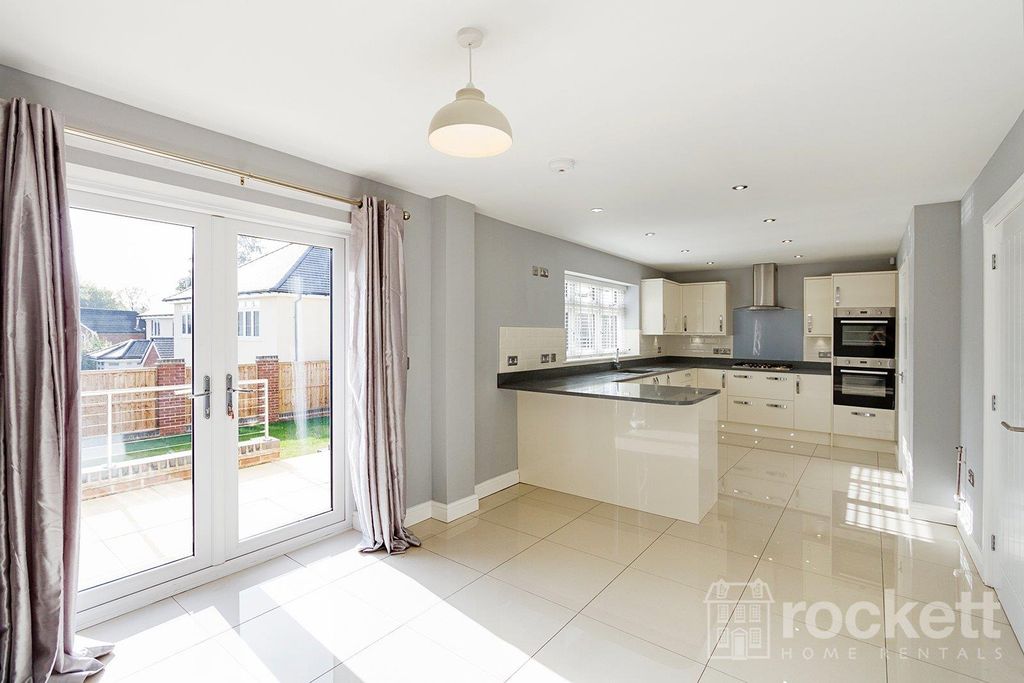 Property photo 2 of 55 Picture 2