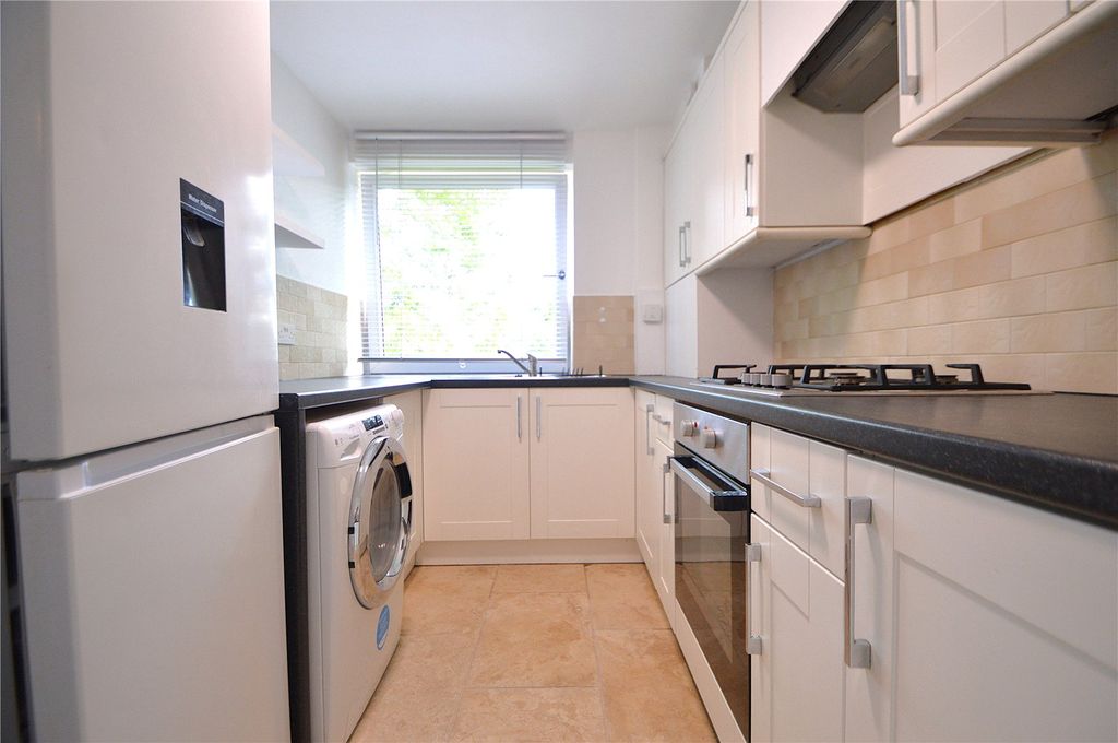 Property photo 1 of 10 Picture No. 05