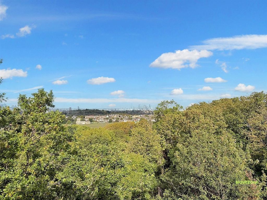 Property photo 1 of 8 71d60Afe-A7Ab-42c2-8Fa3-984048d1Fca0.Jpg