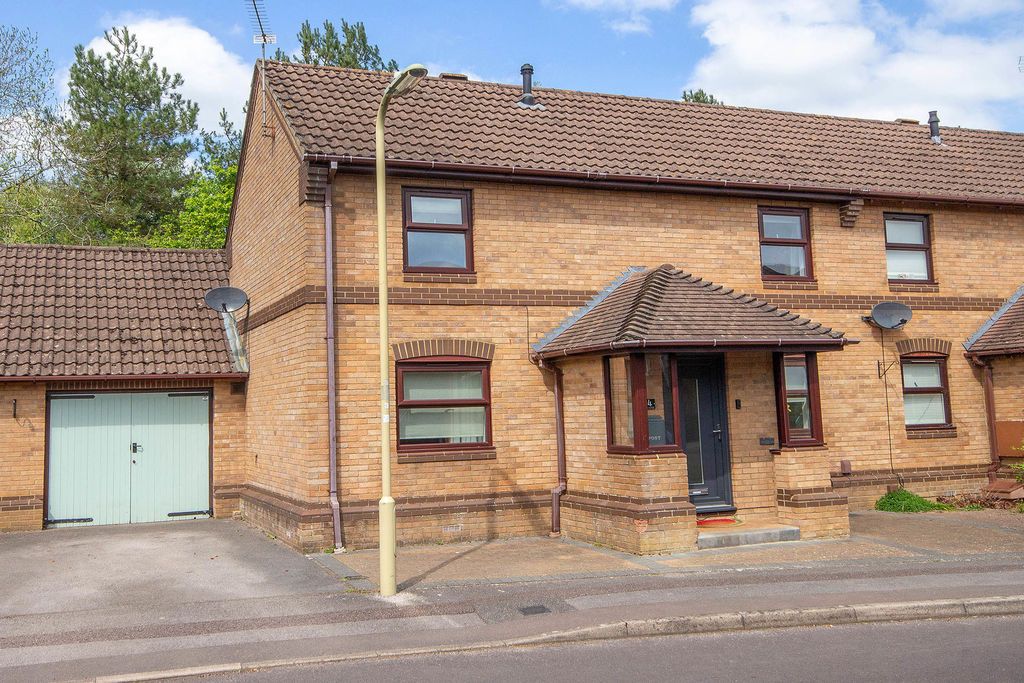 Property photo 1 of 15 External