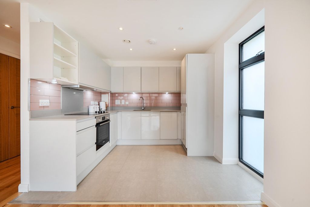 Property photo 2 of 21 1466376-5-6A1968E...