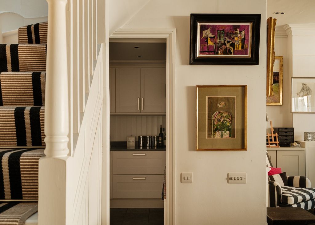 Property photo 2 of 14 Ground Floor