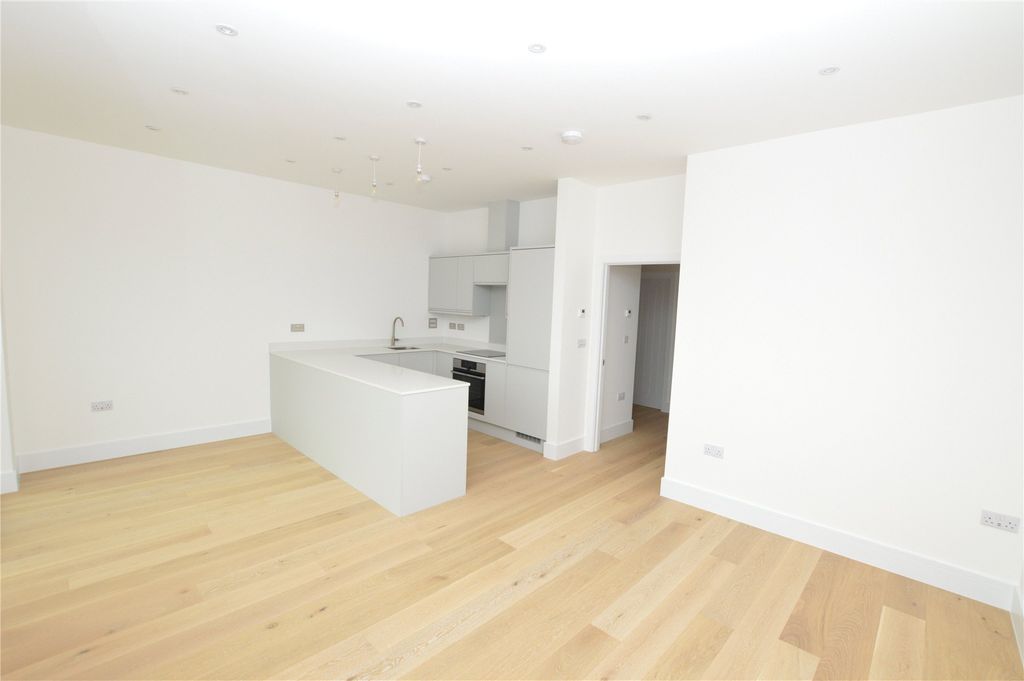 Property photo 3 of 5 Picture No. 06