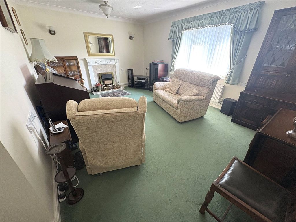 Property photo 3 of 10 Picture No. 06