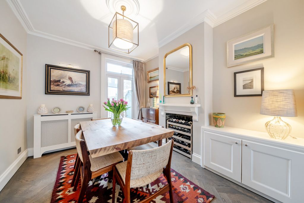 Property photo 2 of 15 1457192-16-6A01Ae...