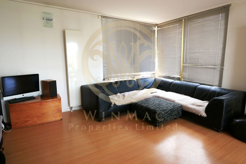 Property photo 3 of 11