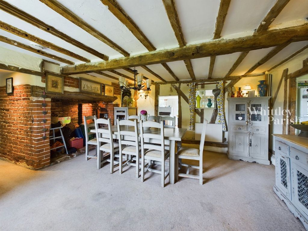 Property photo 3 of 21