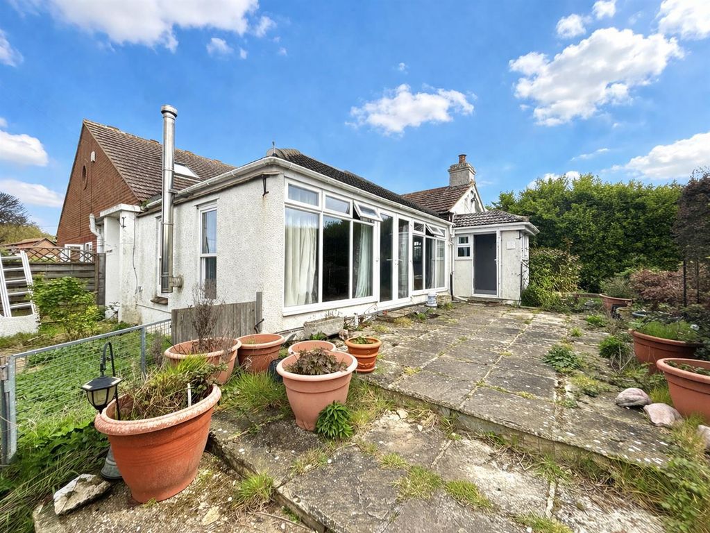 Property photo 3 of 25