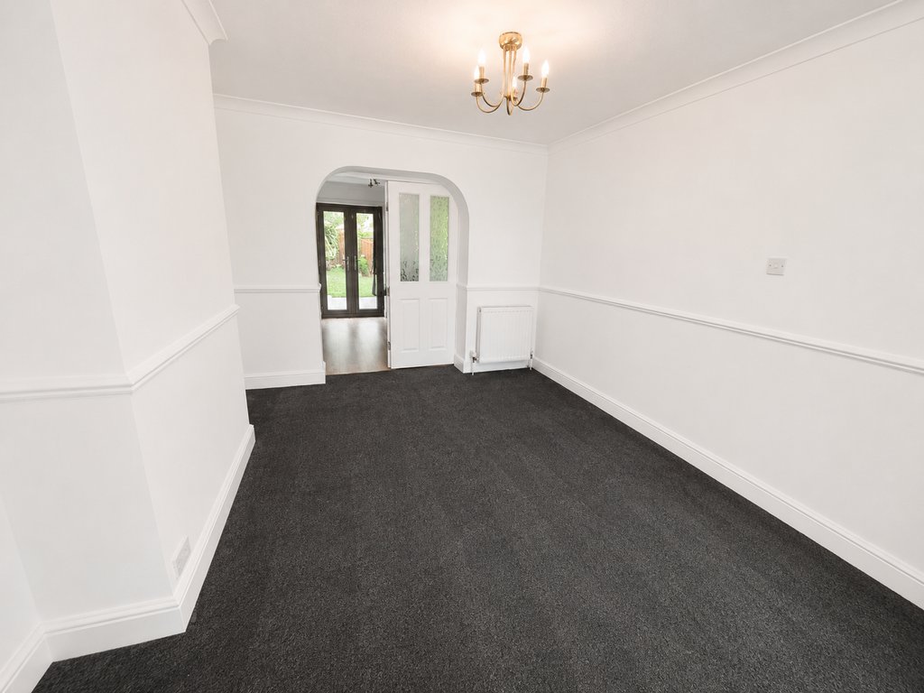 Property photo 3 of 13 Photo 2