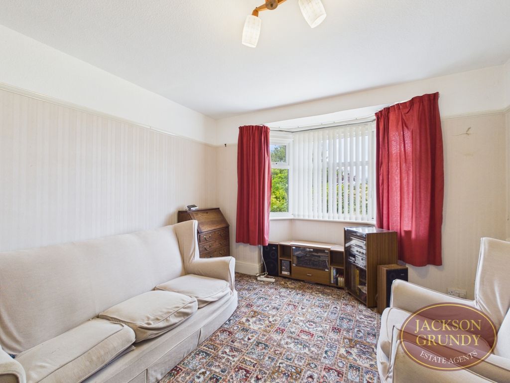Property photo 2 of 15 Sandy Lane