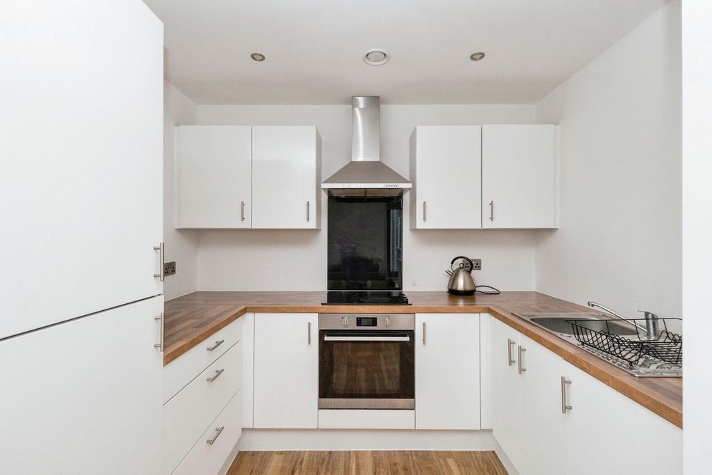 Property photo 2 of 12 Photography