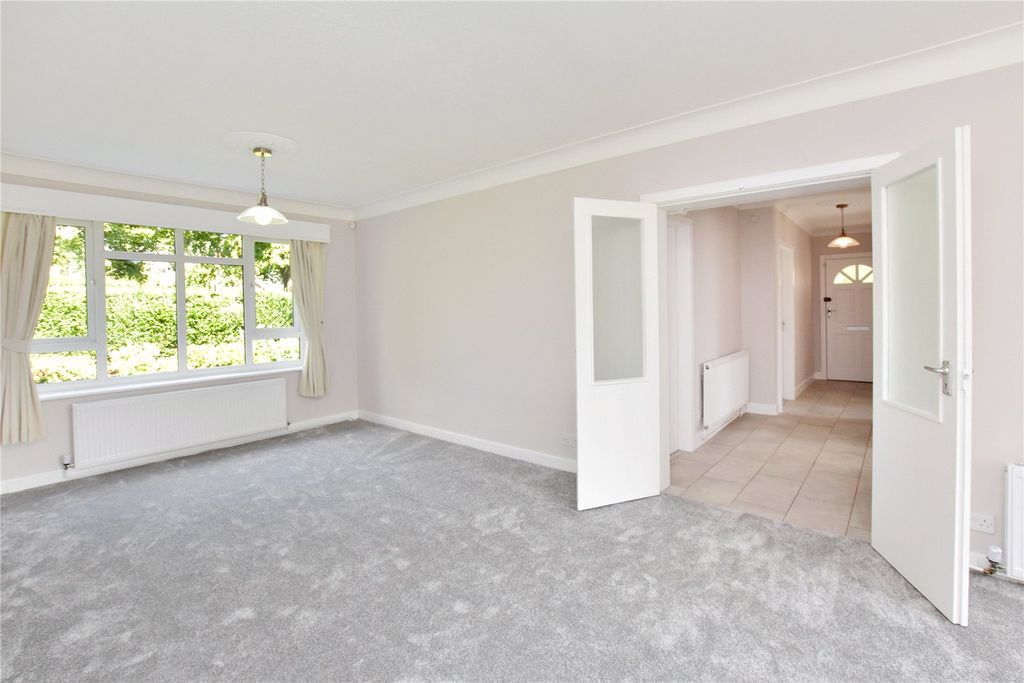 Property photo 3 of 19 Picture No. 26
