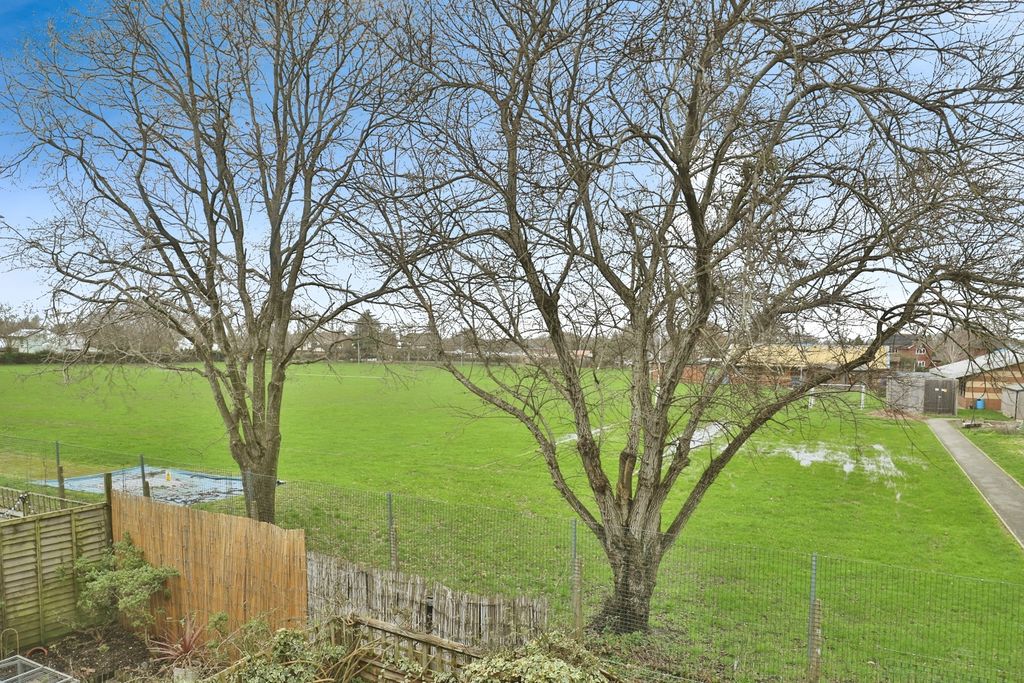 Property photo 2 of 21 Pbox-Img.Jpg