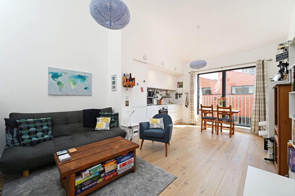 Property photo 2 of 22 Open Plan Living / Dining / Kitchen