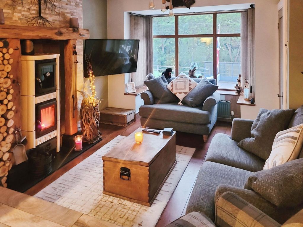 Property photo 3 of 30