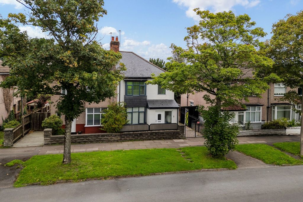 Property photo 1 of 28