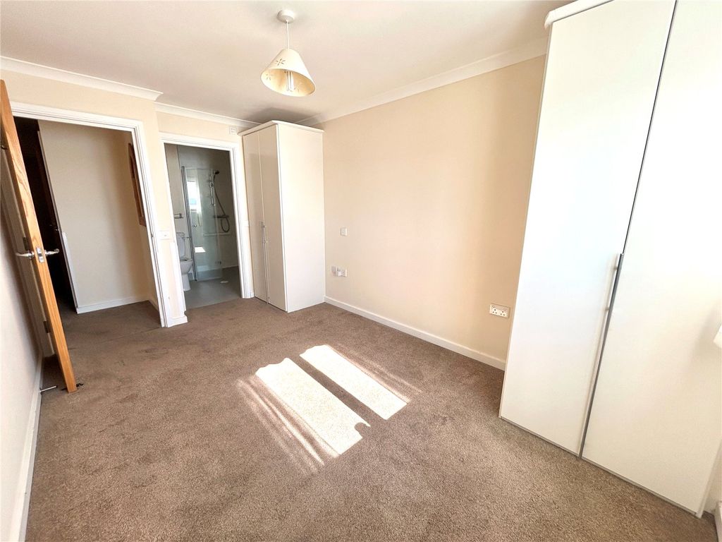 Additional image 8 of 2 bed flat for saleSmoke House Quay, Milford Haven SA73