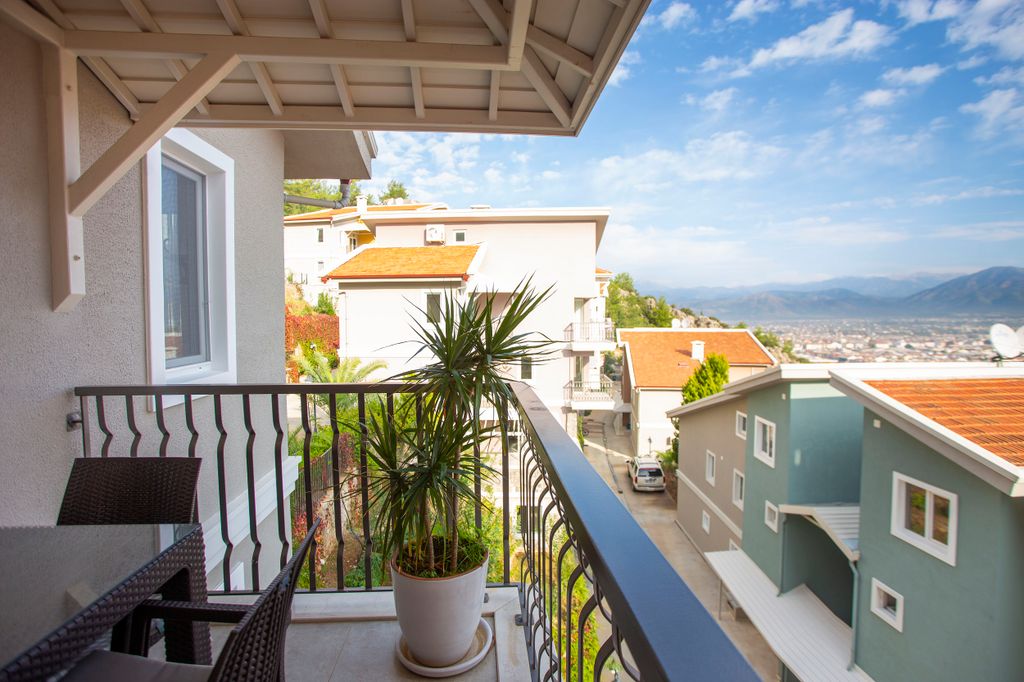 Property photo 3 of 15 Modern Fethiye Town Apartments - Alfresco Dining