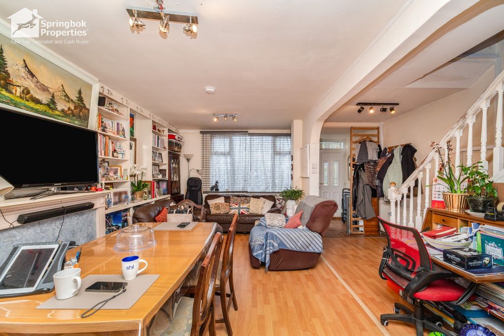 Property photo 2 of 13 Image 1