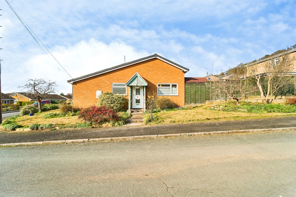 Property photo 3 of 15