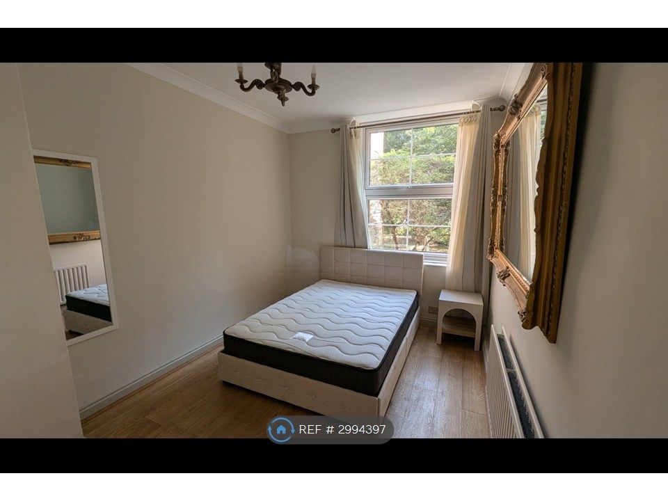 Property photo 3 of 12 Bedroom 1