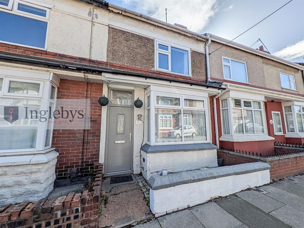 Property photo 1 of 12